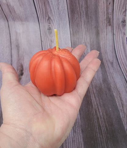 Beeswax Pumpkin Candles - Erikas Crafts